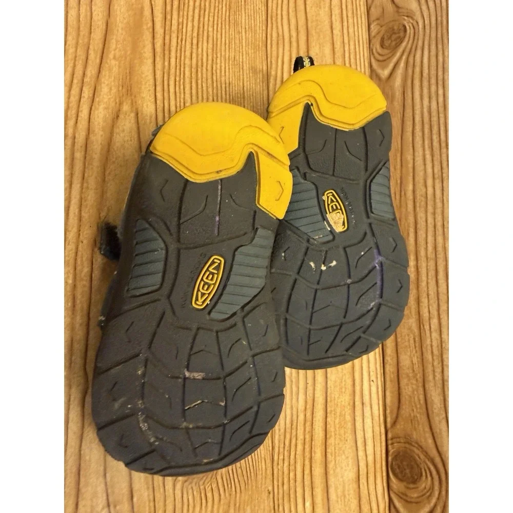 KEEN Newport H2 Kids Washable Closed Toe Hook & Loop Sandals Blue 7 Toddler